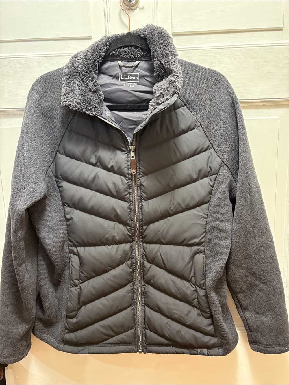 L.L. Bean Women's Gray Quilted Puffer Jacket with Fleece Collar